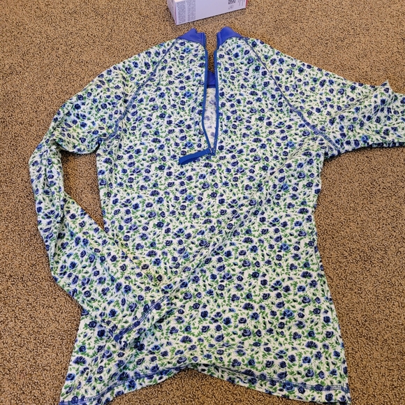 Jcrew Rashguard - Picture 2 of 4